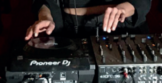 DJ-RAVE IM OLLOHOF MIT MARYNA MOXX