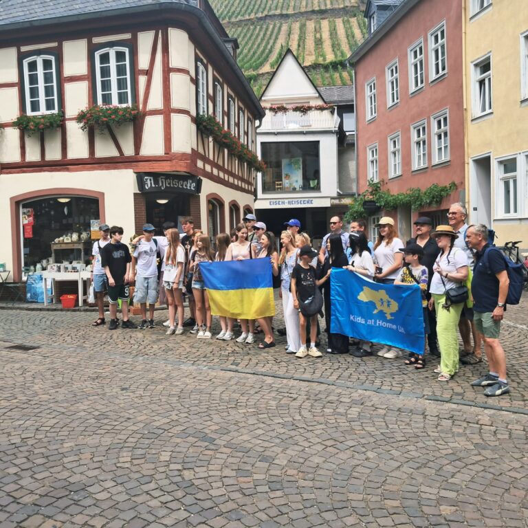 Das Jugendcamp hat begonnen: „Ferien vom Krieg“ in Mainz